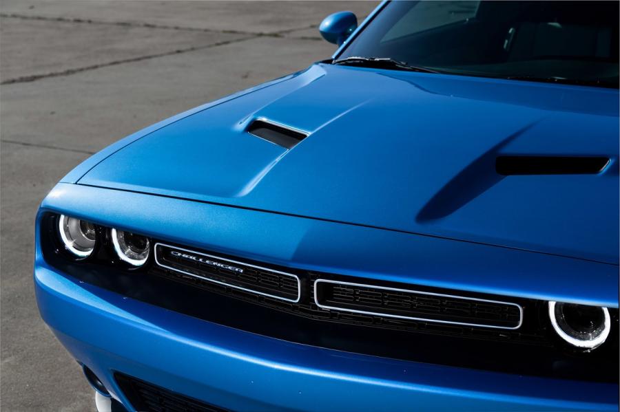  Dodge Challenger SXT 2015 года  (фото 21 из 59)